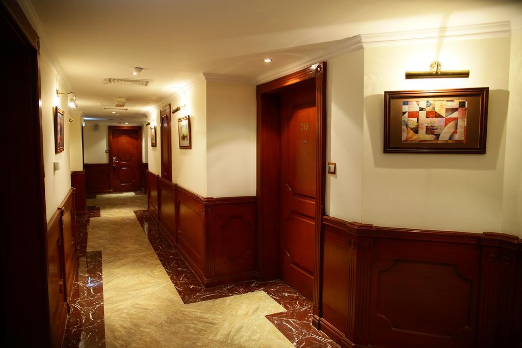 Bahrain Carlton Hotel Manama Exterior photo