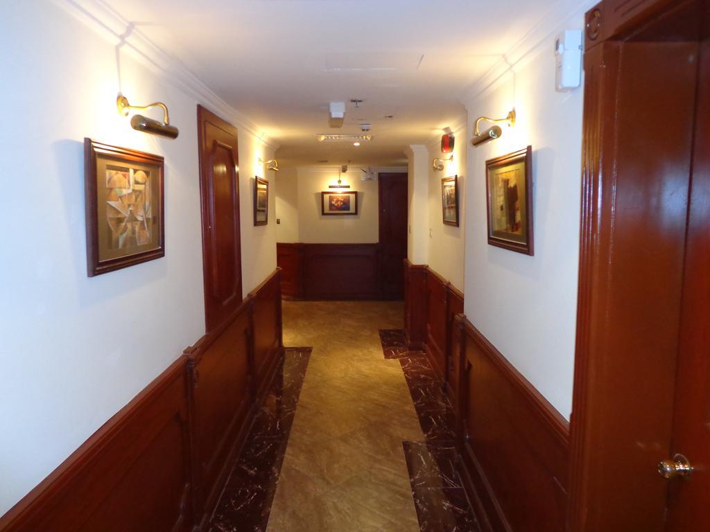 Bahrain Carlton Hotel Manama Exterior photo